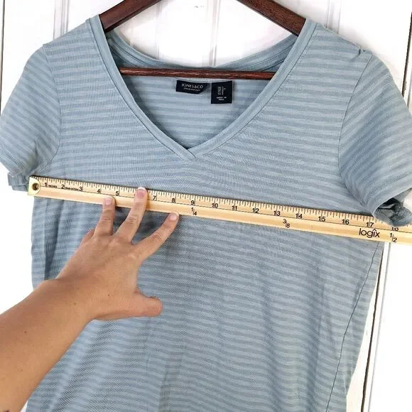 Jones New York Striped Short Sleeve V-Neck Shirt Sz S - Picture 9 of 10